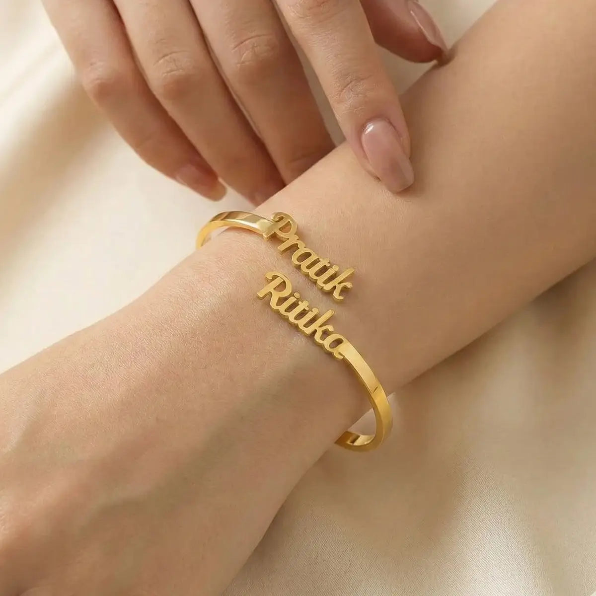 Personalized Couple Name Bracelet